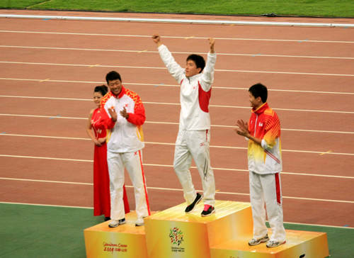 飛人劉翔奪得全運會110米欄冠軍[圖]