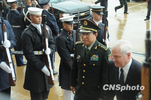 徐才厚與蓋茨達七共識 將舉行中美?？章摵纤丫妊萘? style=