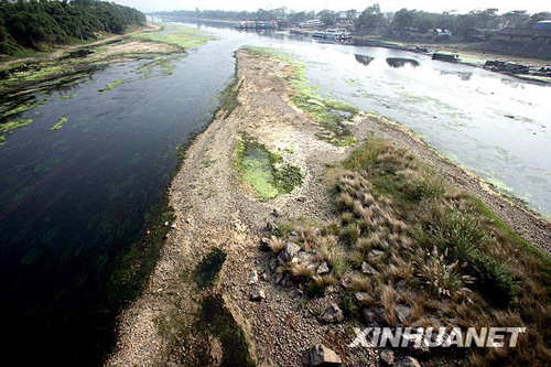 持續秋旱 漓江枯水