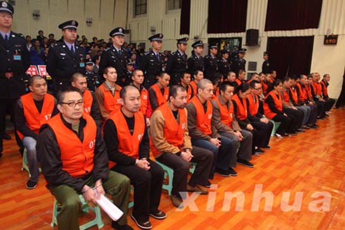 聚焦重慶“打黑”：“紅頂商人”的黑色人生