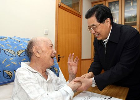 中國航天之父錢學森逝世 享年98歲(圖)
