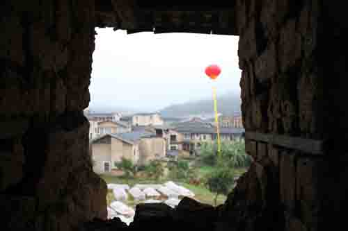 海內外客家鄉親探秘永定土樓(組圖)