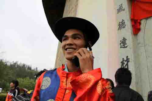 海內外客家鄉親探秘永定土樓(組圖)