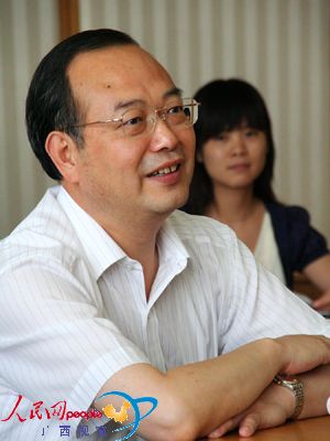 上海市委宣傳部長王仲偉調任國新辦副主任（簡歷）