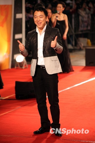 金馬李冰冰淚捧影后桂冠 張家輝黃渤成