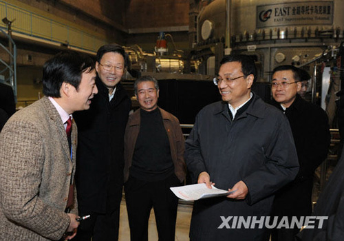 李克強在安徽考察時強調鞏固經濟回升基礎