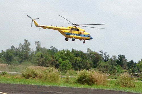 越南交通運(yùn)輸部副部長飛往發(fā)現(xiàn)疑似物區(qū)域